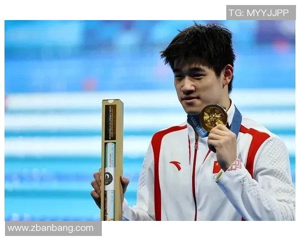 新王当立!18岁张展硕打败孙杨潘展乐夺金,敞开他的年代